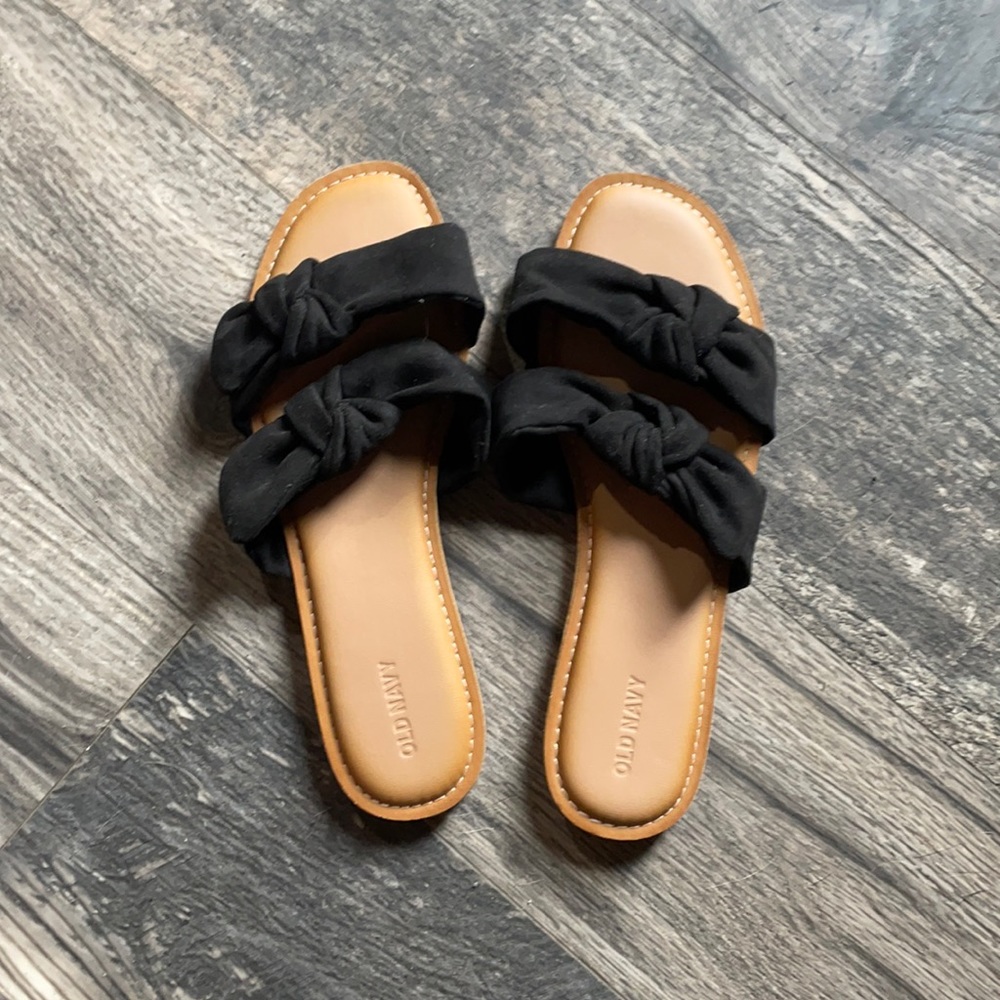 Old Navy Strap Sandals